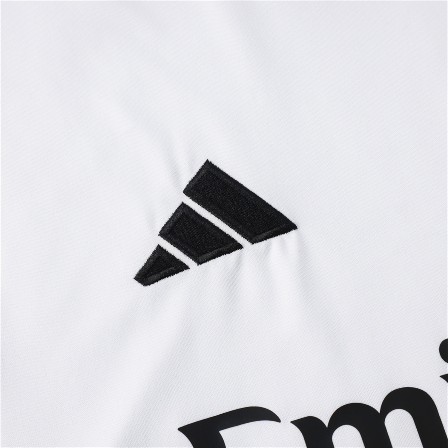 TFK-turbofussballkit-Real Madrid 25-26 Vest Training Set - White Vest and Black Shorts