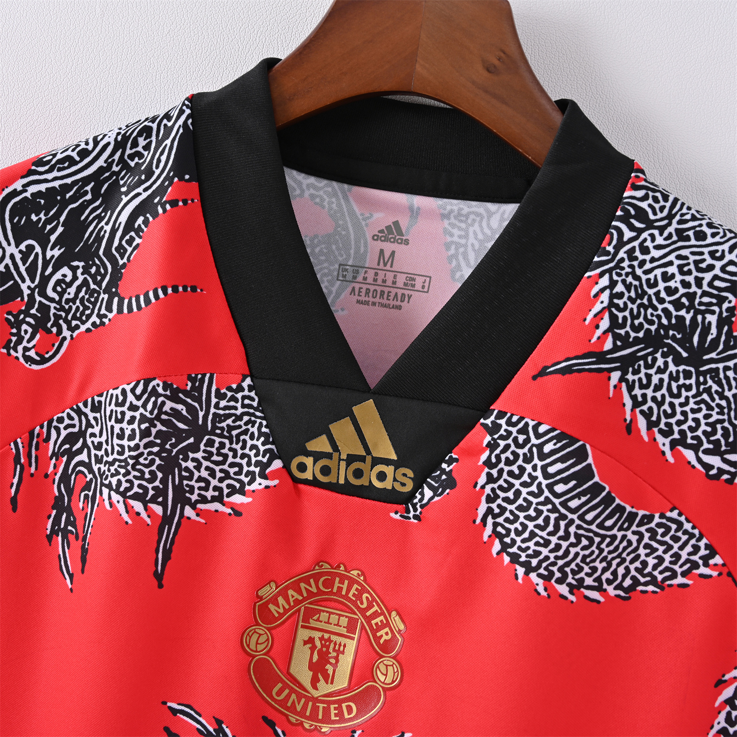 TFK-turbofussballkit-Retro Manchester United 2019-20 Chinese New Year Special Edition Jersey